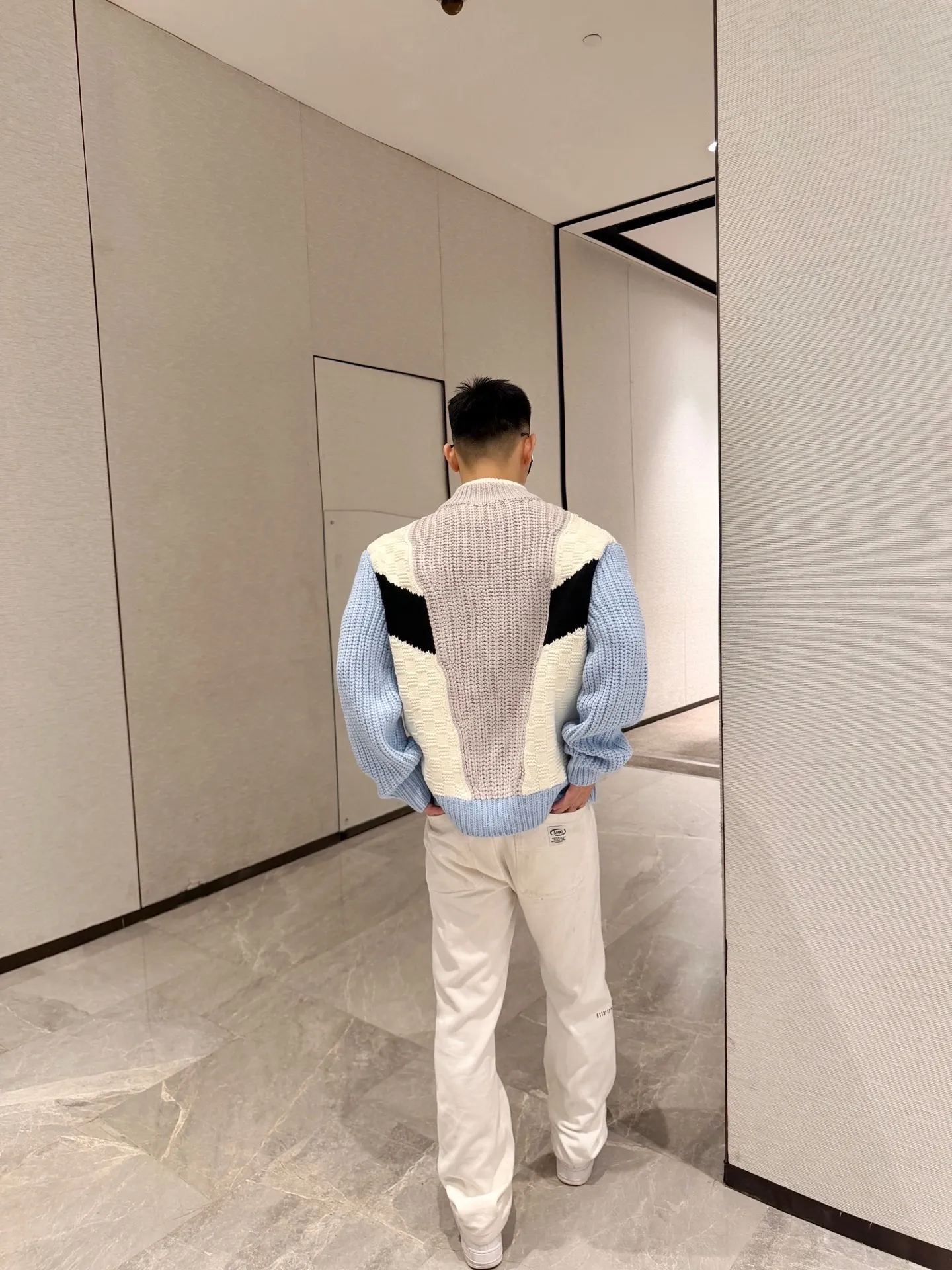 Louis Vuitton/Louis Vuitton embroidered logo contrast stitching knitted sweater jacket